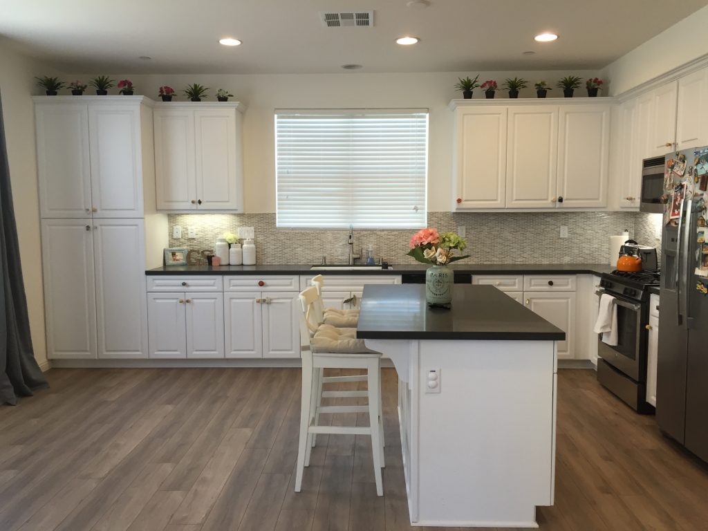 Kitchen Grey Quartz Countertops Mosaic Backsplash And Wood Floor